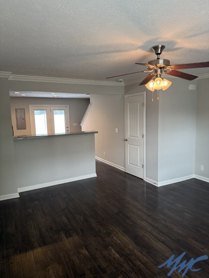 1513 Orange Ct - Photo 3 of 28