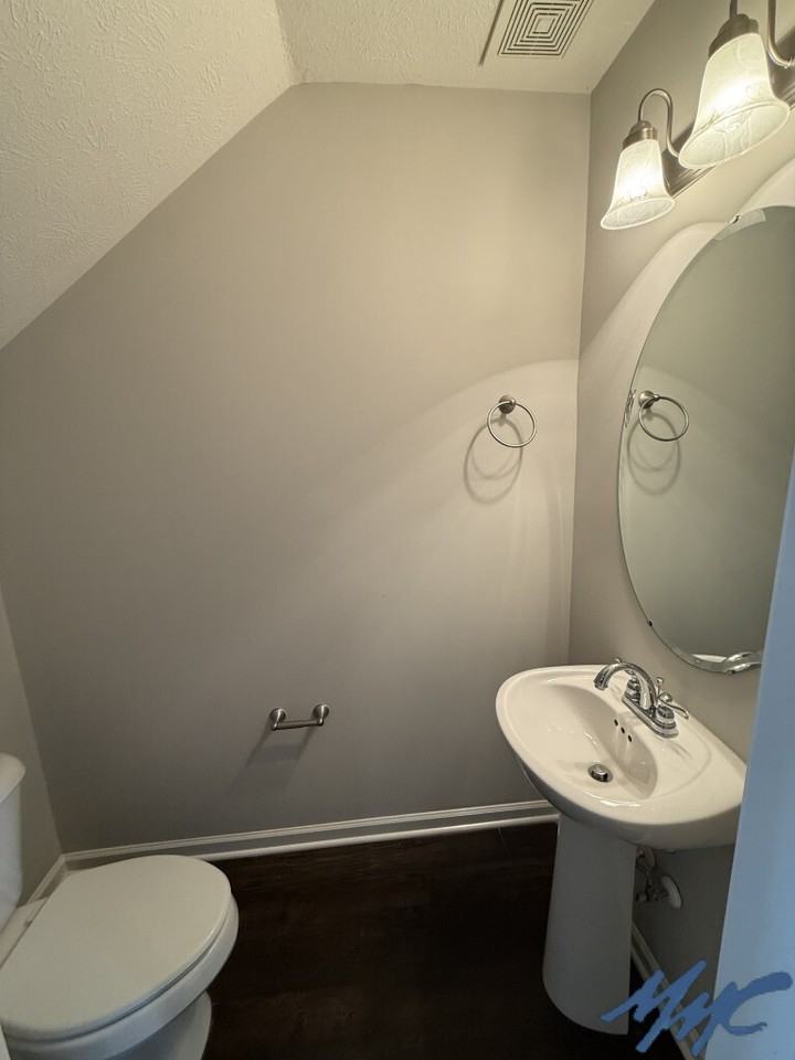 1513 Orange Ct - Photo 5 of 28