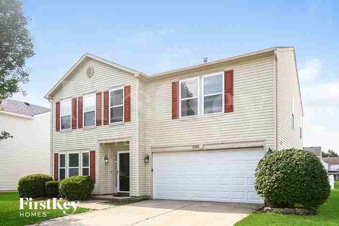 10305 Kings Gap Way - Photo 2 of 16