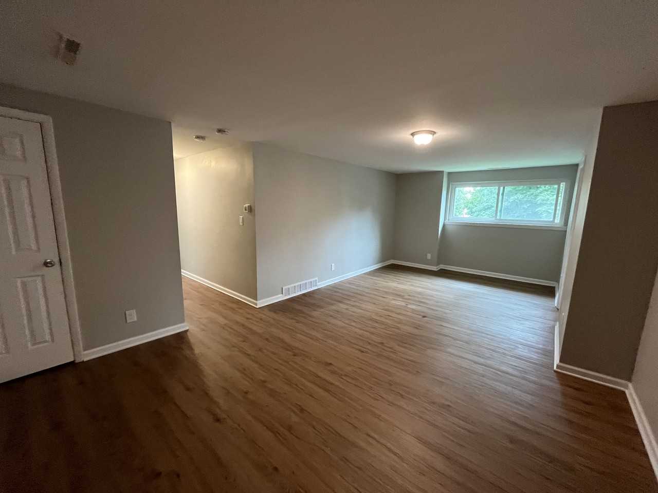 118 Denrose Drive - Photo 2 of 16