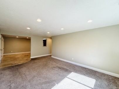 1560 E Stratford Ave, Salt Lake City, UT 84106 - Photo 2 of 29