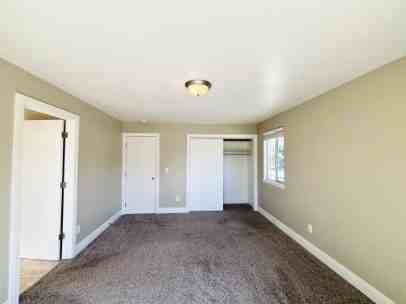 1560 E Stratford Ave, Salt Lake City, UT 84106 - Photo 5 of 29