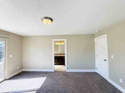 1560 E Stratford Ave, Salt Lake City, UT 84106 - Photo 6 of 29