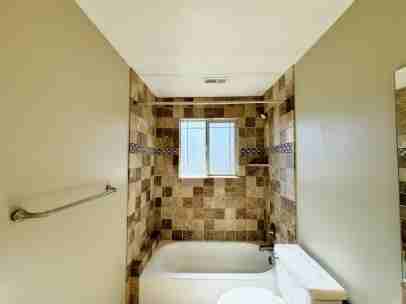 1560 E Stratford Ave, Salt Lake City, UT 84106 - Photo 7 of 29