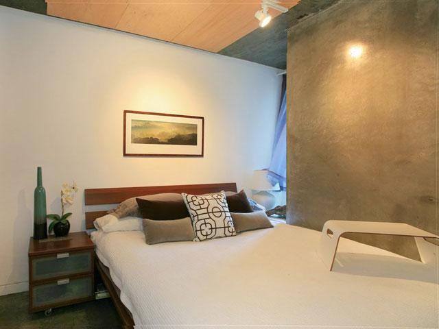 GlasDore Lofts - Photo 3 of 13