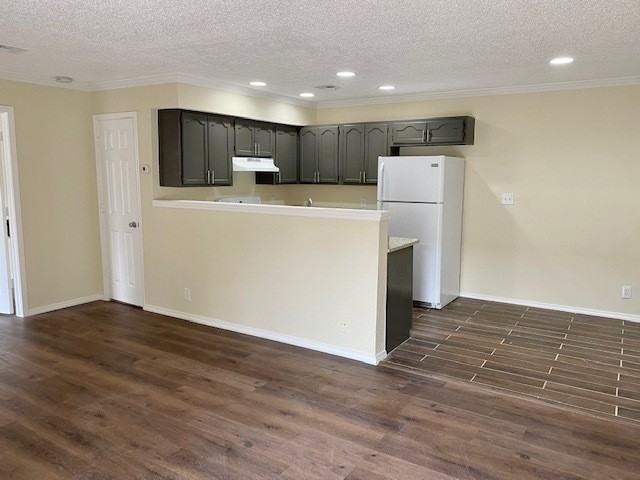 2436 East 10th Street - Photo 3 of 20