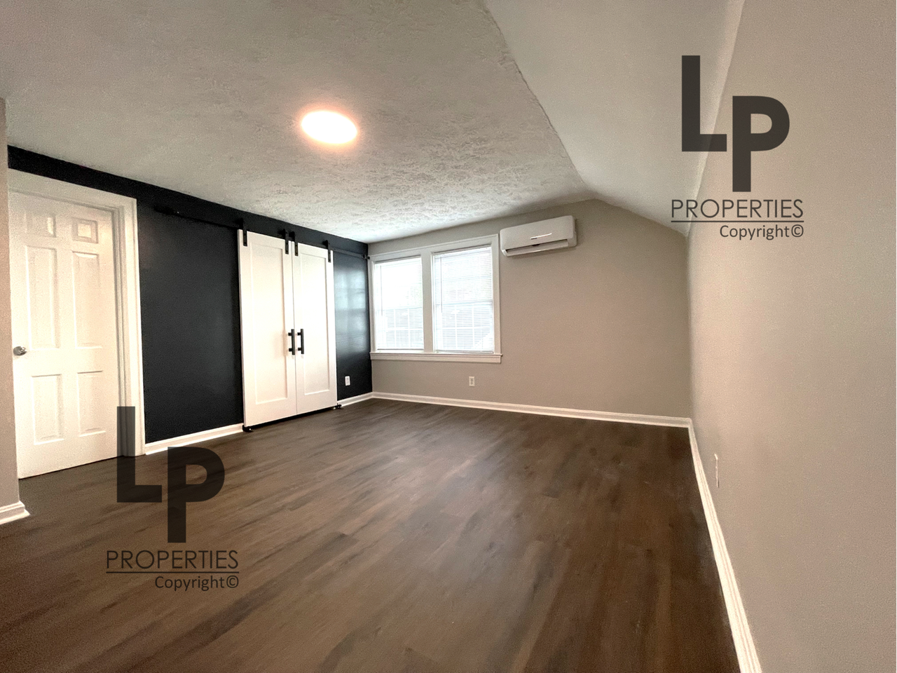 140 Cochran Road - Photo 4 of 13