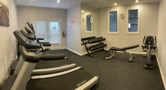 Vista De Palmas Apartments - Photo 2 of 18