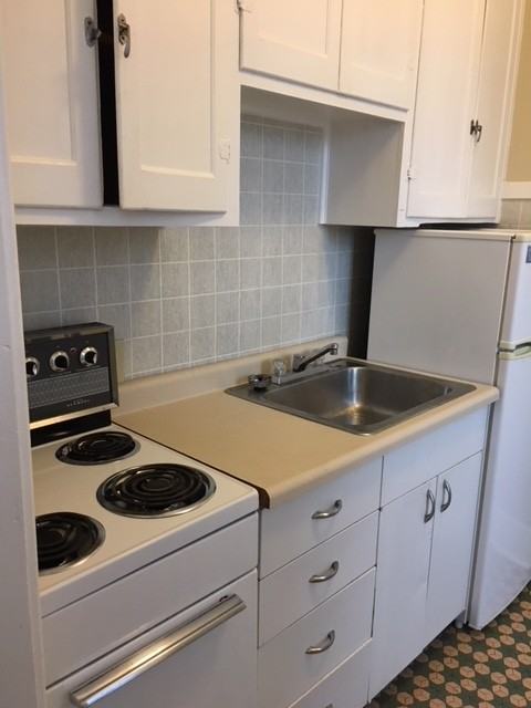 614 S 5th Street - Photo 2 of 10