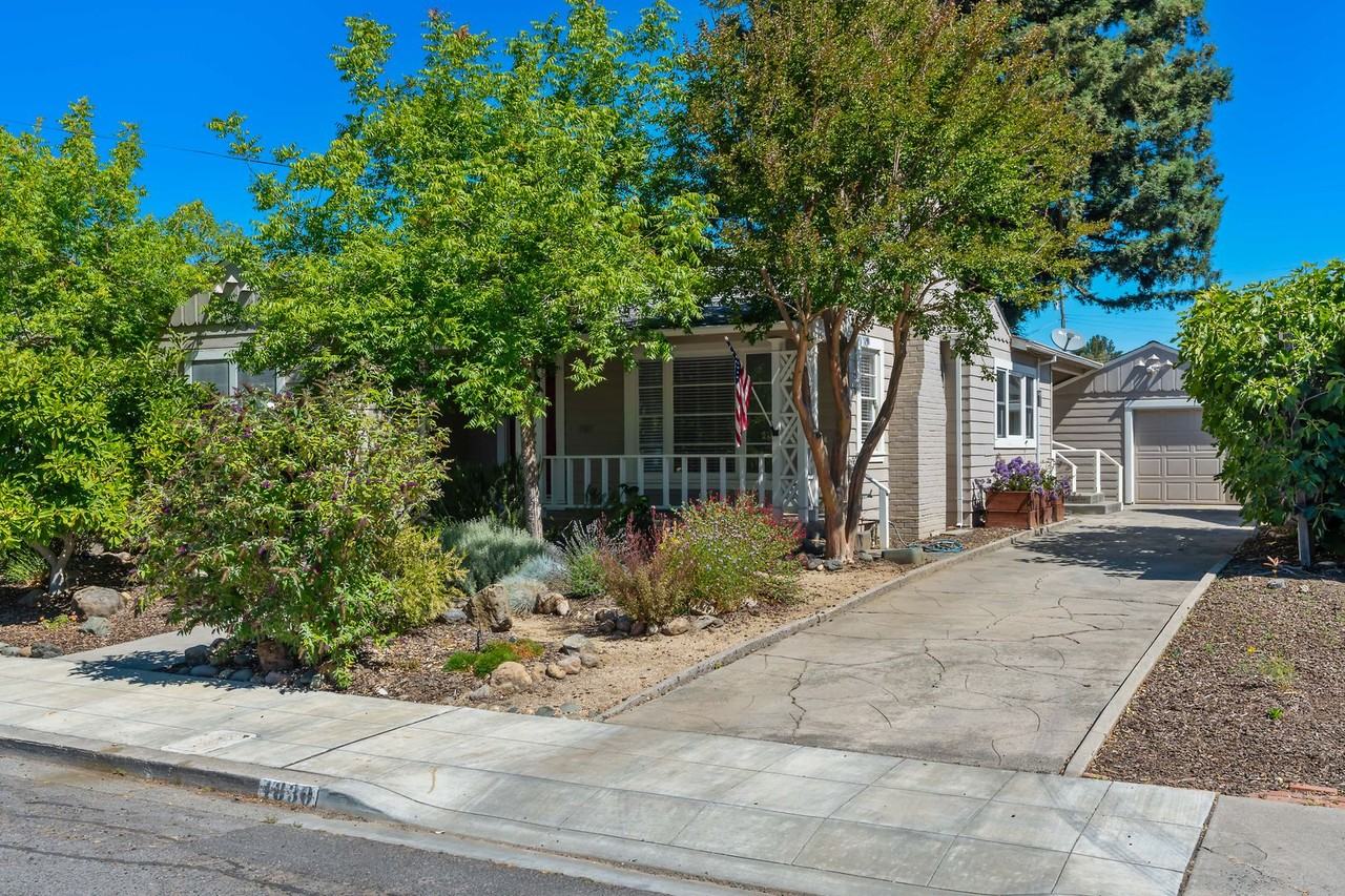 1830 Fuller Way - Photo 3 of 37