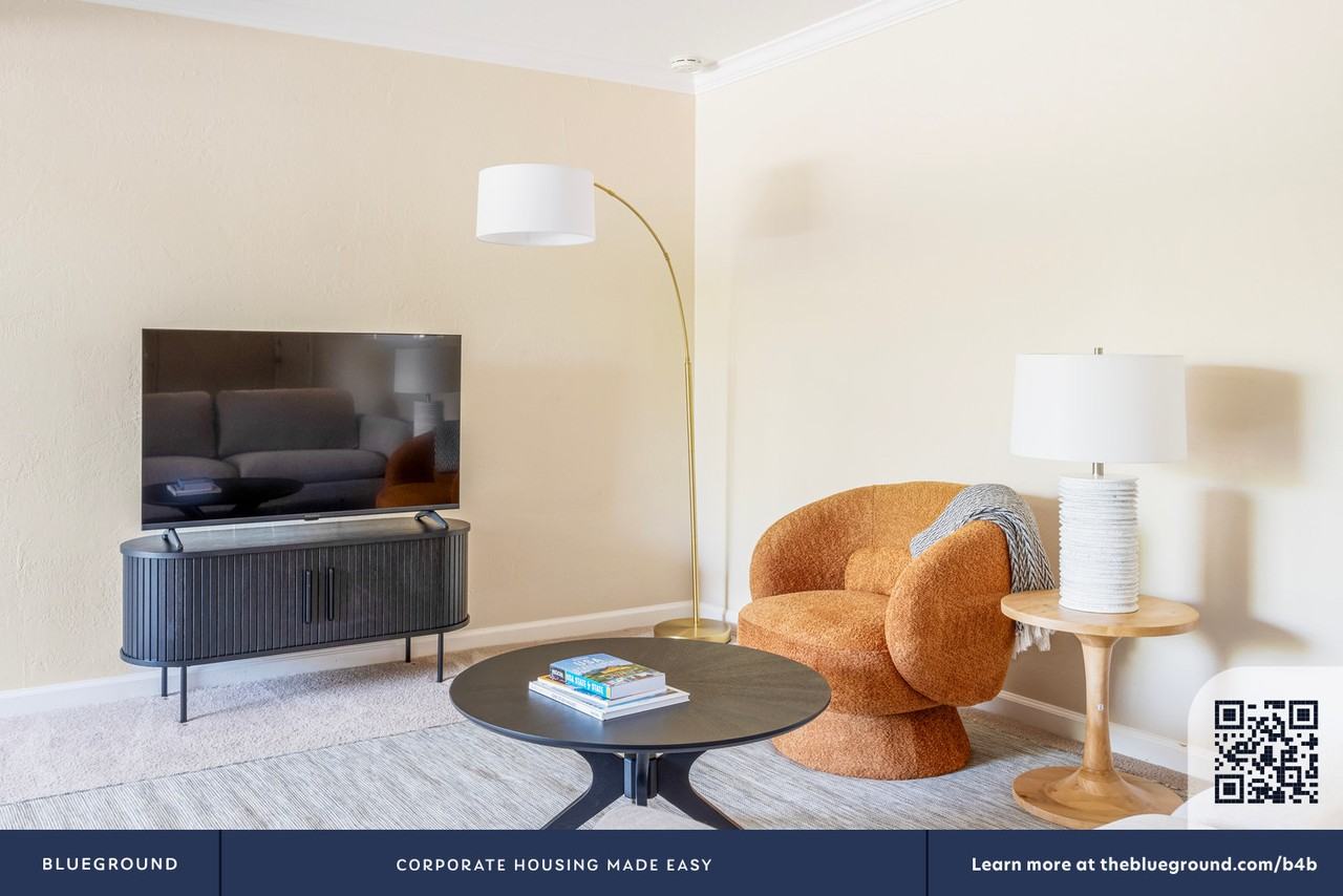 170 Locksunart Way #1890 - Photo 5 of 26