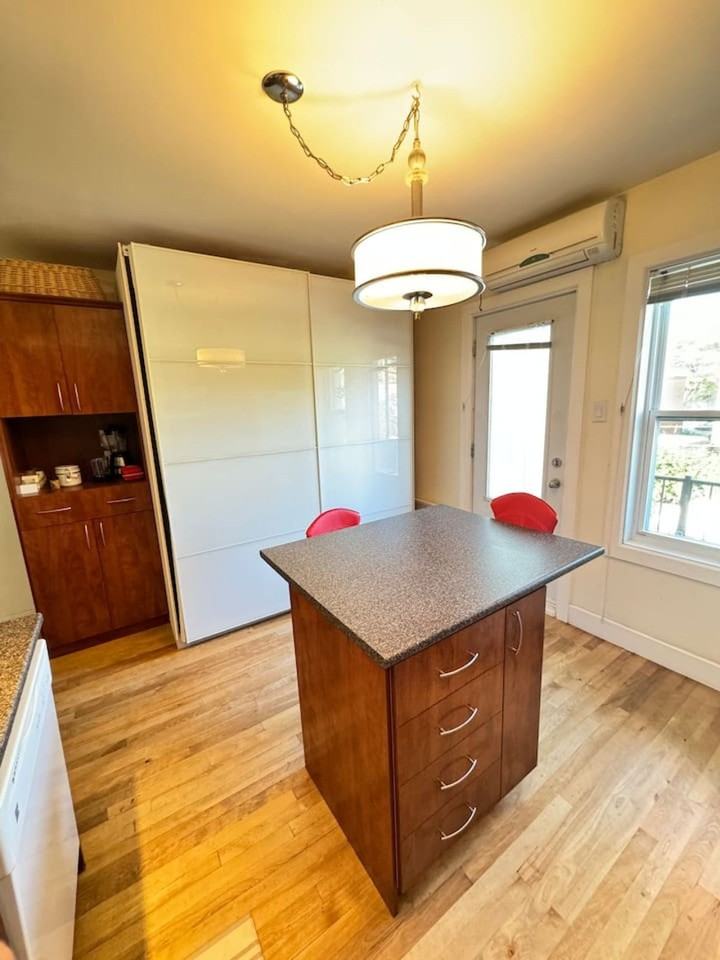 6417 10e Avenue #1234586P - Photo 7 of 31