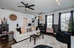 2216 Chenevert St - Photo 1 of 1