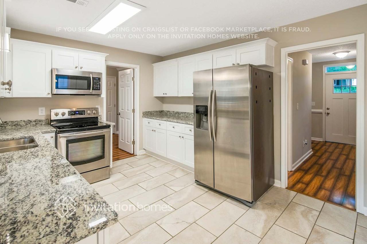 2016 Dembrigh Ln - Photo 6 of 24