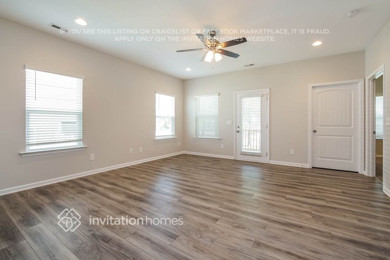 6809 Shane Dr - Photo 4 of 19