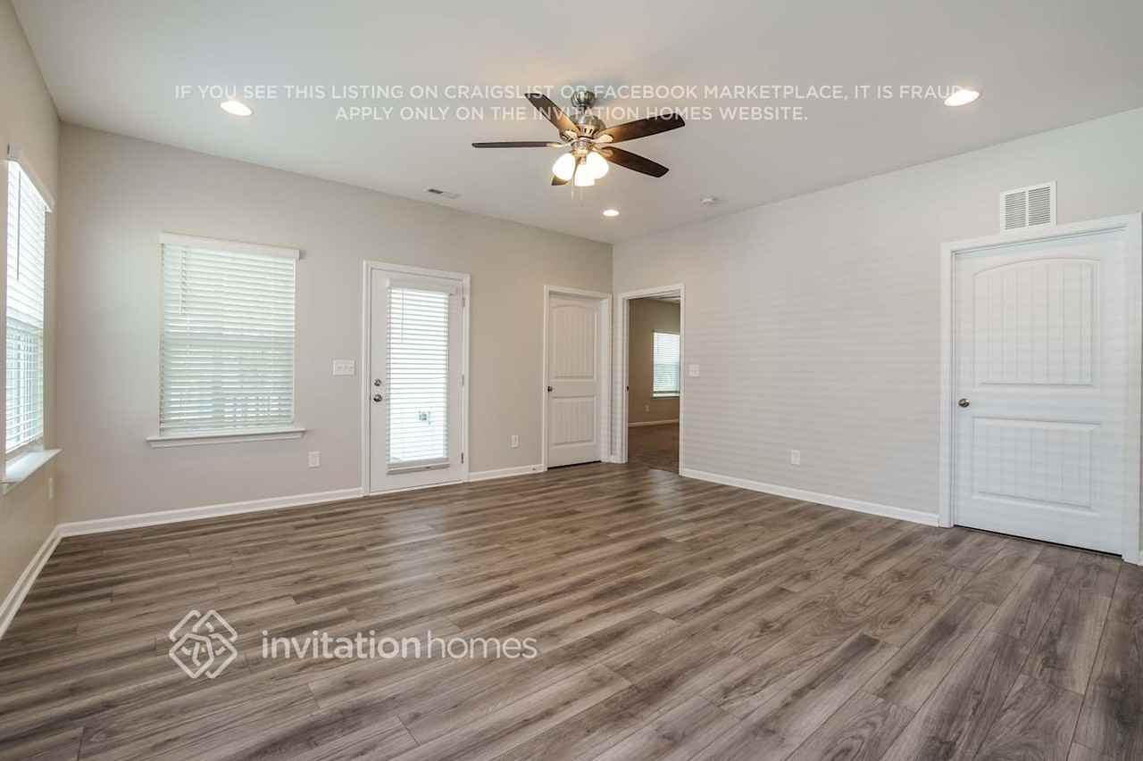 6809 Shane Dr - Photo 5 of 19