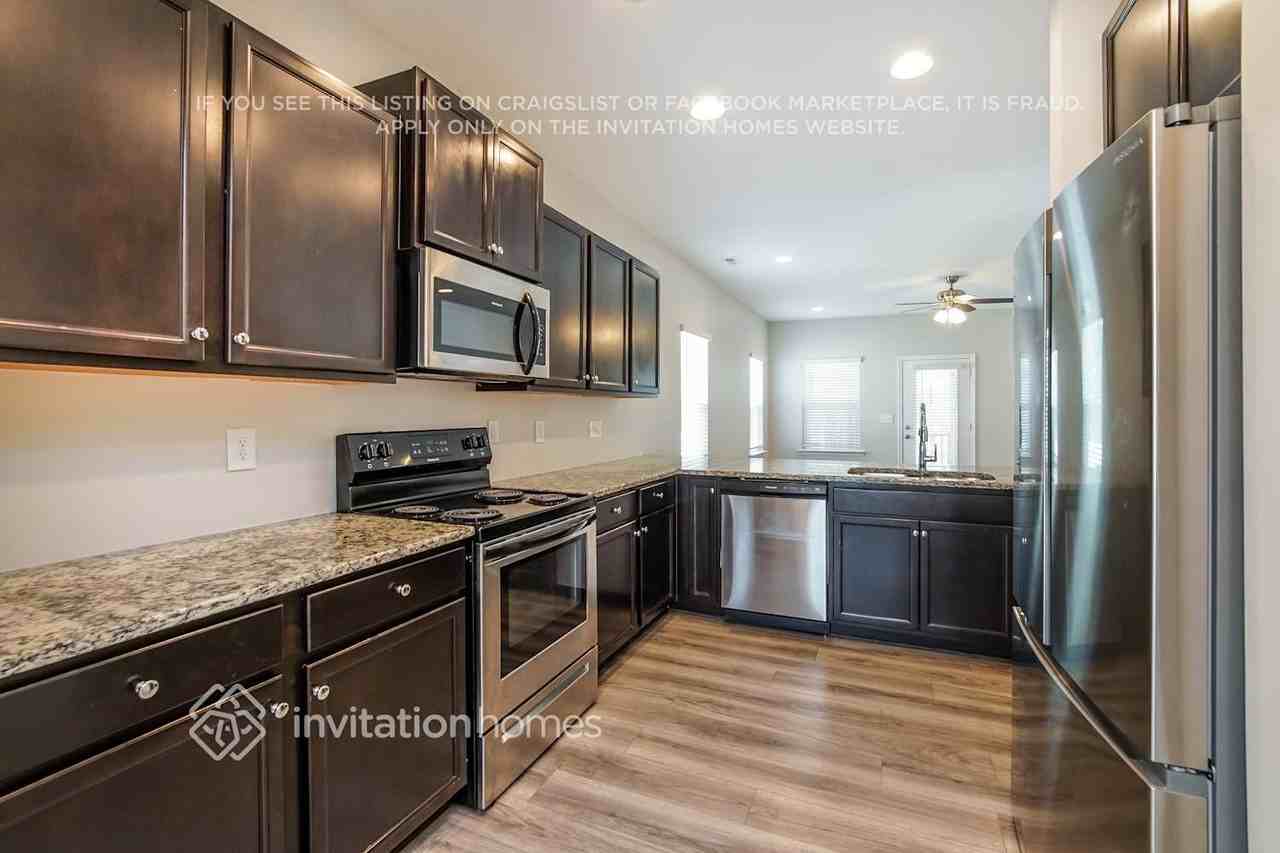 6809 Shane Dr - Photo 7 of 19