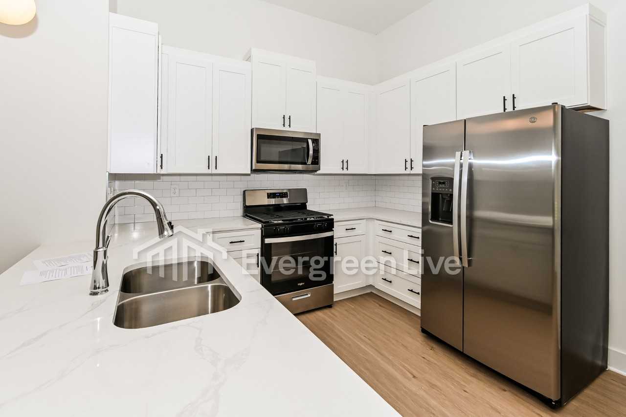 4322 Mcswain Dr - Photo 3 of 15