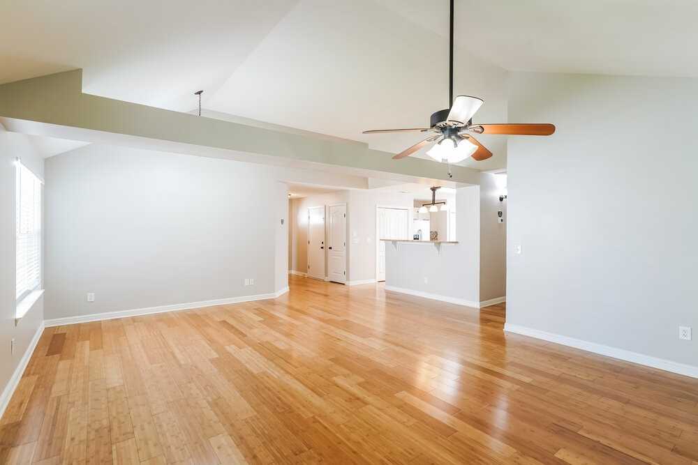 416 Barkley Ct - Photo 3 of 17