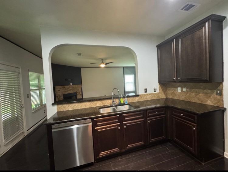 1592 Pressley Ln #4 - Photo 6 of 17