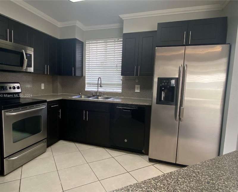 6175 Nw 186th St #200A - Photo 2 of 17