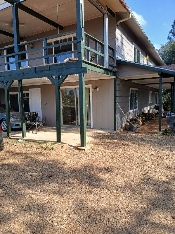 17501 Tannery Ln - Photo 2 of 9