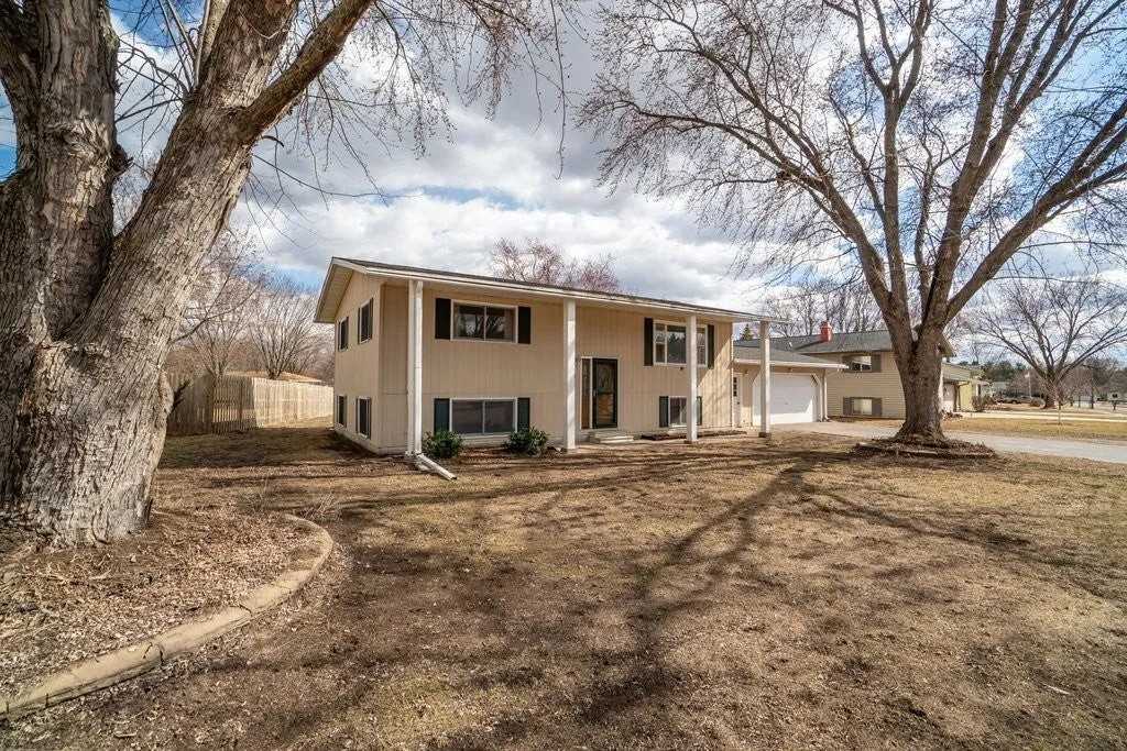 3419 Gerrard Ave #NA - Photo 2 of 20