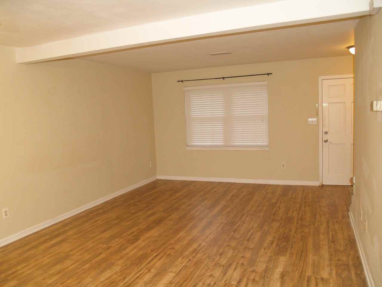 8907 Hunter Ridge Dr #0 - Photo 2 of 17