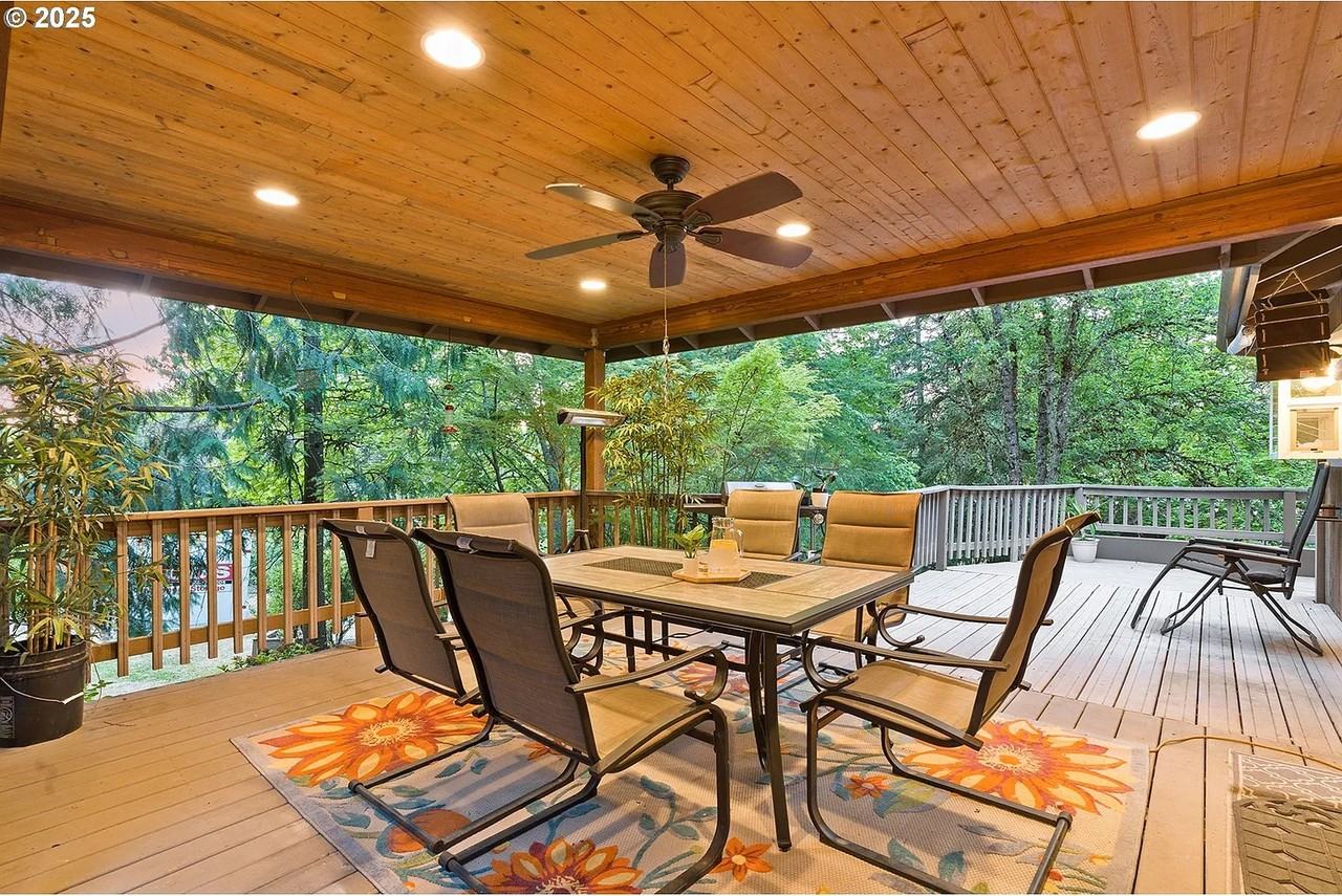1129 Nw Connell Ave #NA - Photo 3 of 15