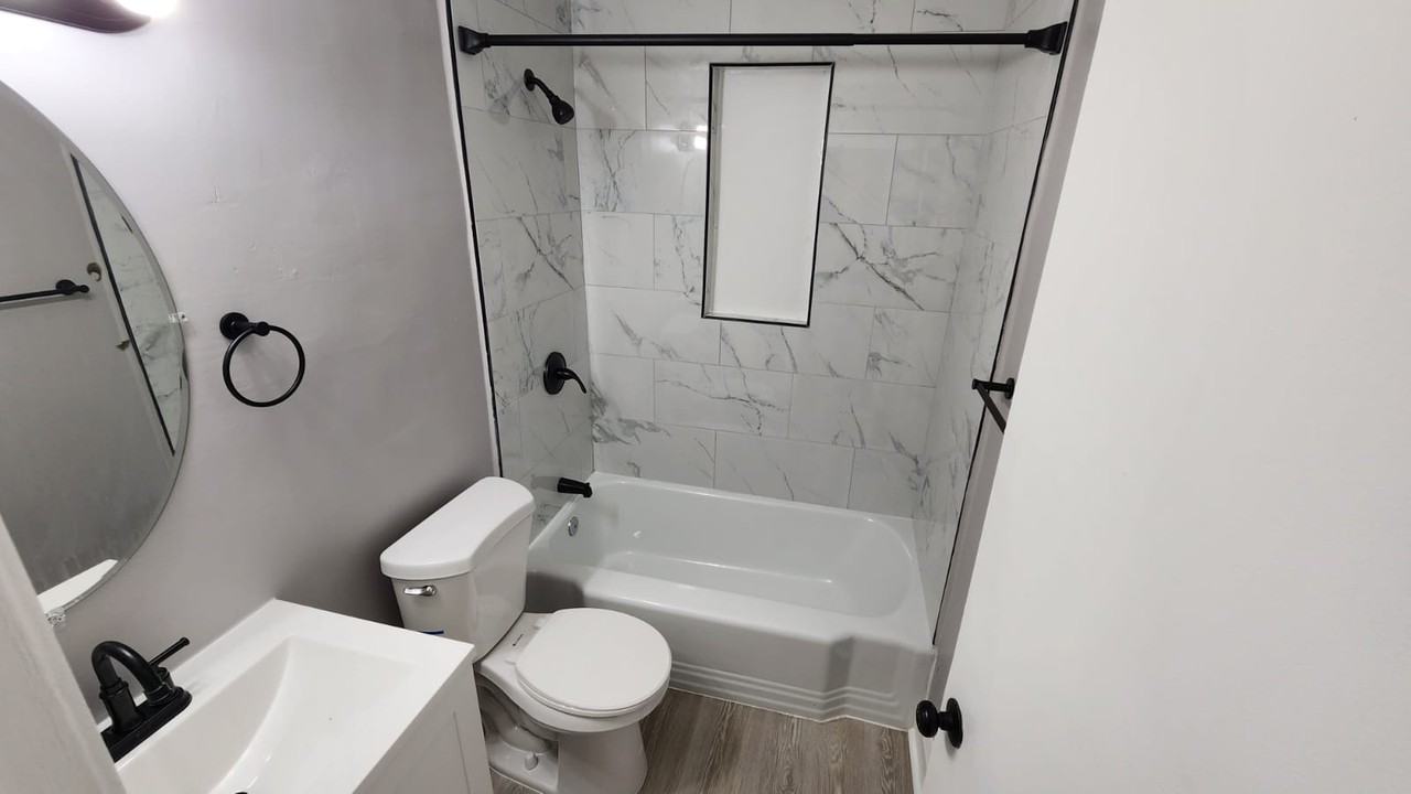 3904 Penhurst Ave #21 - Photo 7 of 8