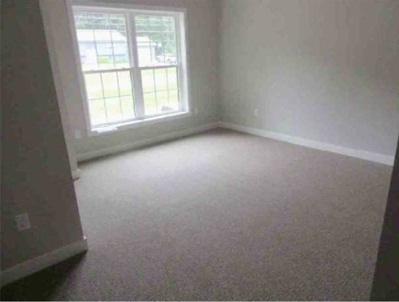 126 E Hardscrabble Rd #1 - Photo 4 of 12