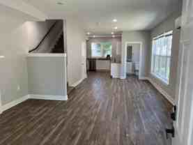 118 S Jackson Ave #1 - Photo 1 of 1