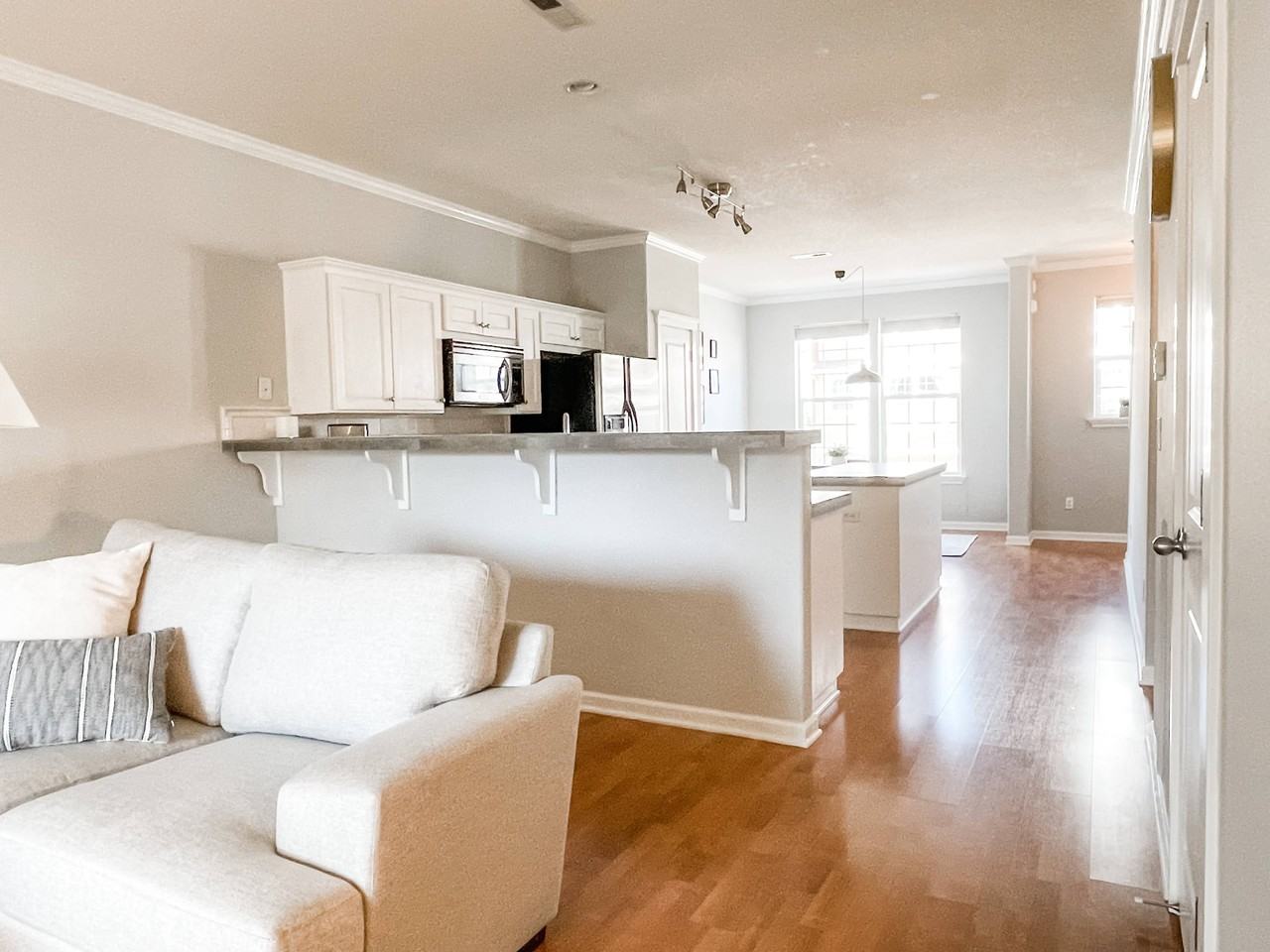 19976 Sw Monson St #NA - Photo 3 of 19