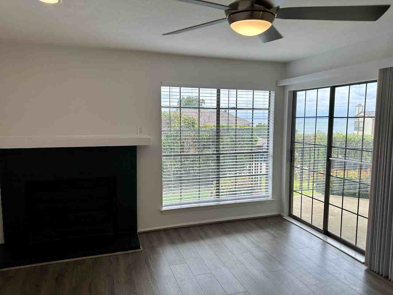 117 Henry Chandler Dr #117 - Photo 4 of 13
