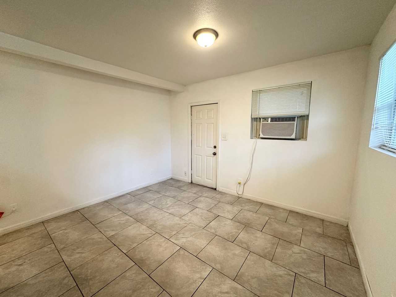 420 Henry Butts Dr - Photo 4 of 6