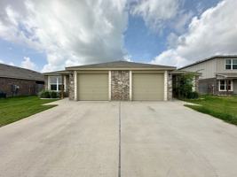 featured image of 1837 Clovis Dr