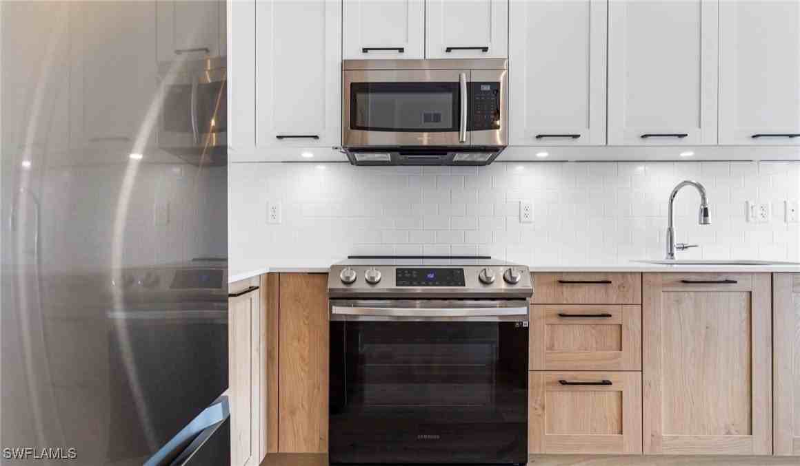 22980 Vista Edera Cir Unit 2-215 #2-215 - Photo 6 of 38