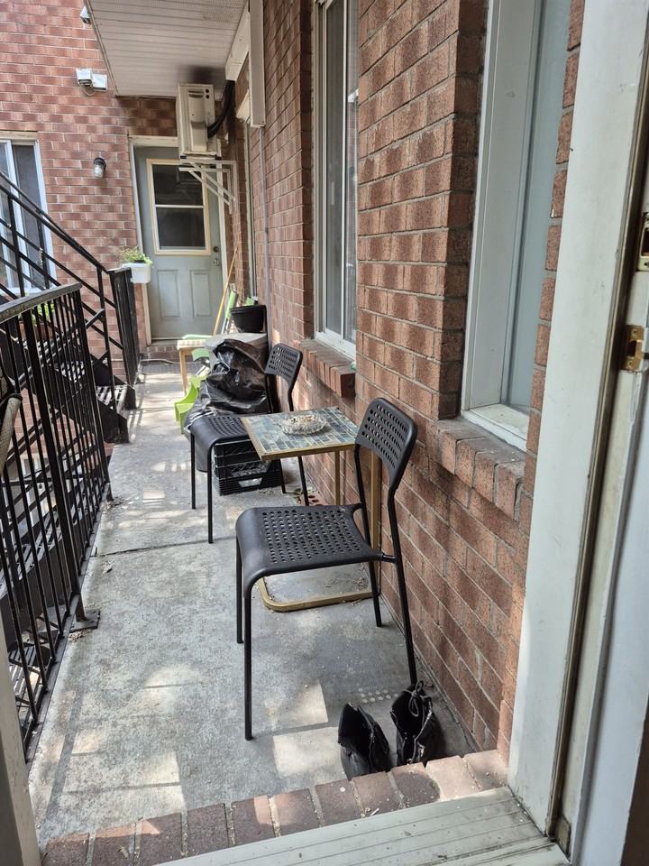 3984 Rue de Bullion #3984 - Photo 4 of 11