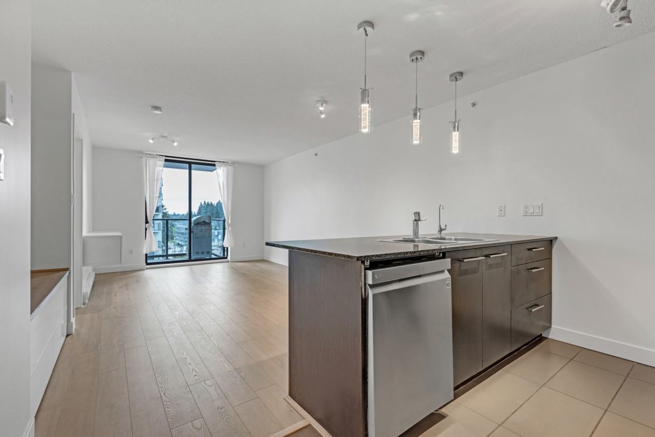 2979 Glen Drive - Photo 3