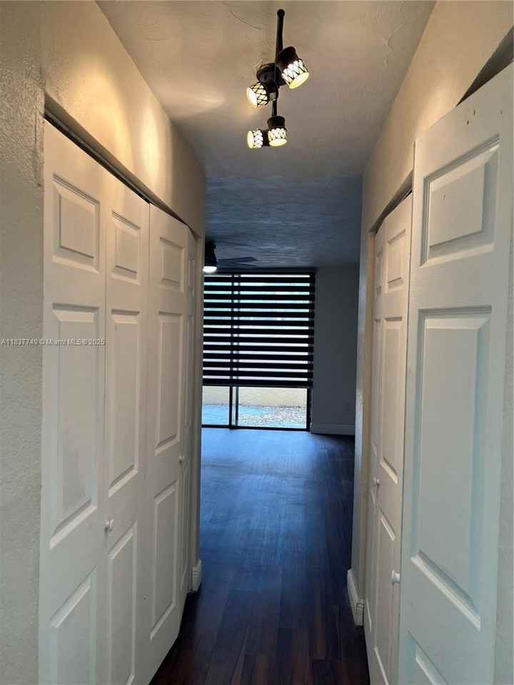 600 Nw 214th St #105 - Photo 7 of 21