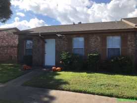 1513 Barcelona Way - Photo 1 of 1