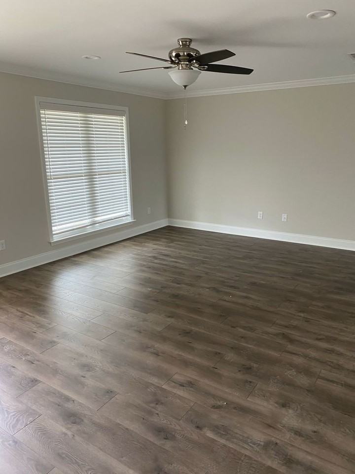 115 Shumard Ct - Photo 4 of 9
