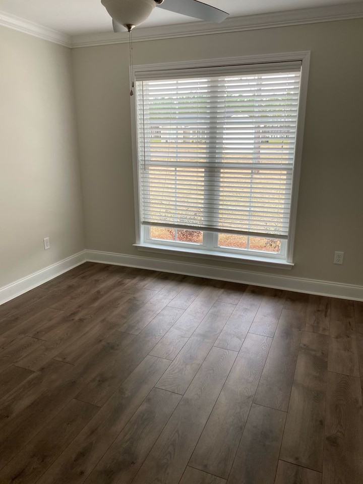 115 Shumard Ct - Photo 5 of 9
