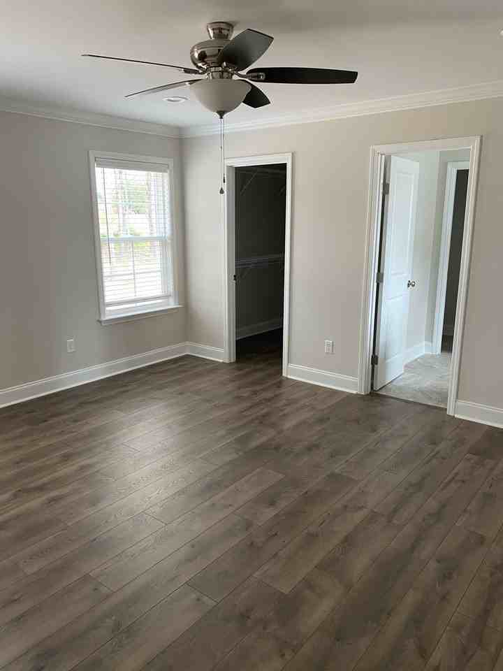 115 Shumard Ct - Photo 7 of 9