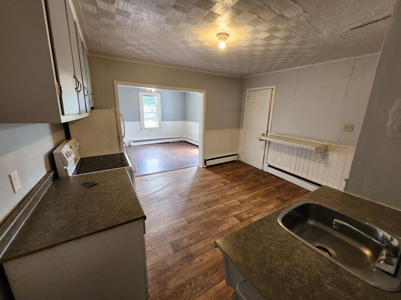 36 34-36 Jean Street - 3 #3 - Photo 2 of 9