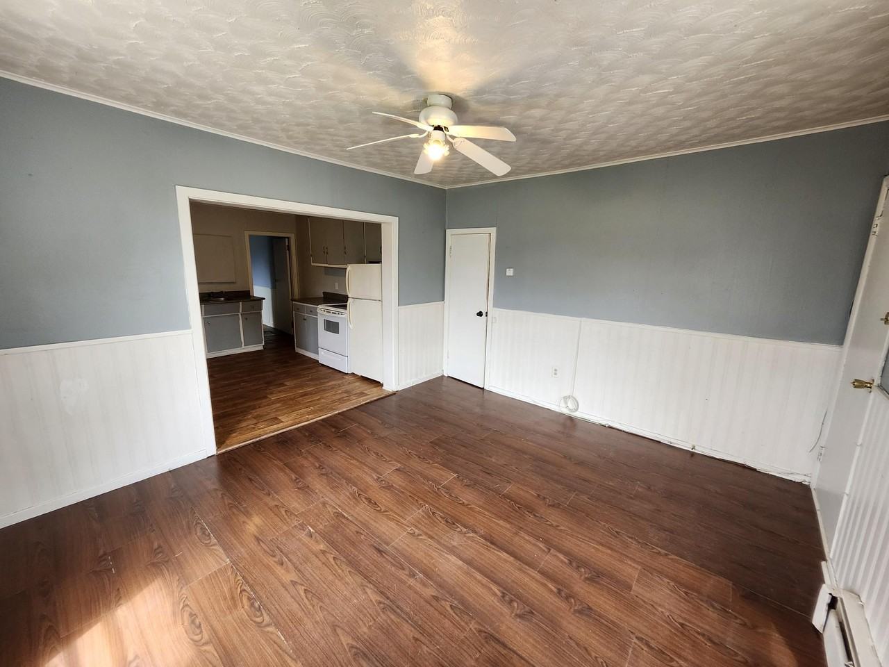 36 34-36 Jean Street - 3 #3 - Photo 4 of 9