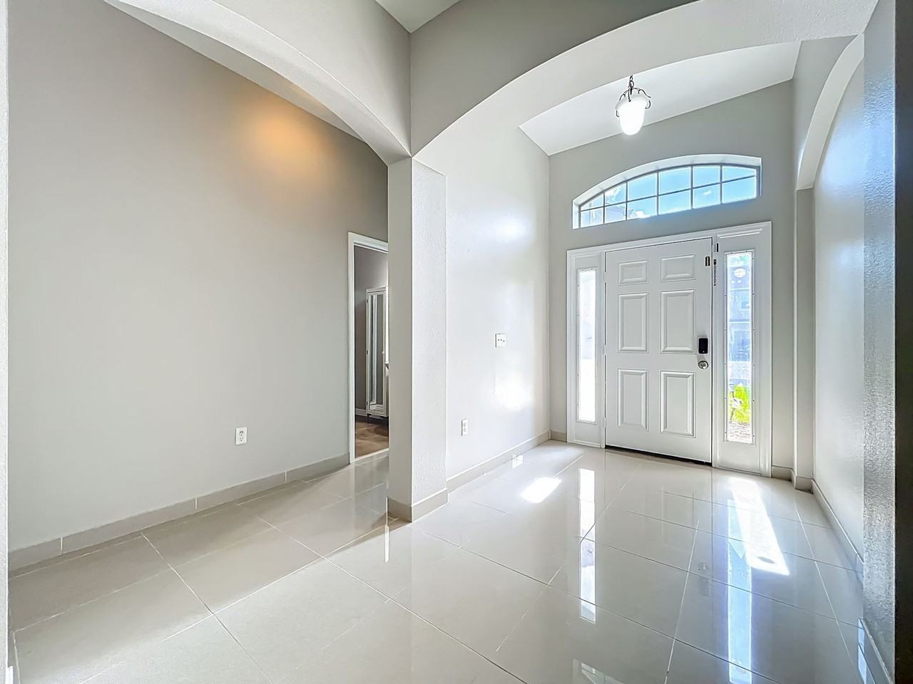 3731 Peaceful Valley Dr - Photo 3 of 38