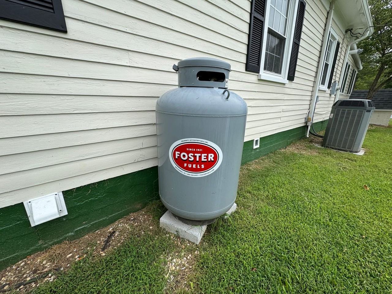 9386 Brookneal Hwy - Photo 3 of 17