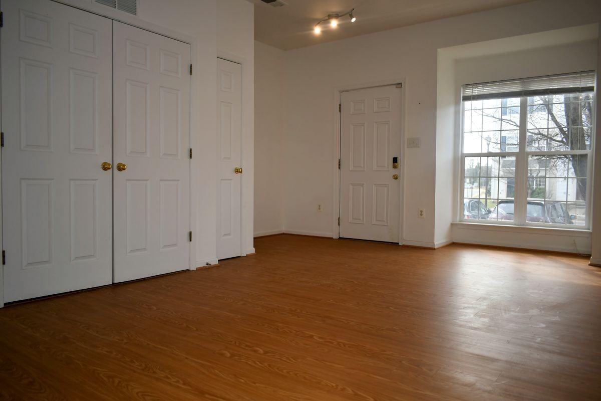2427 Dew Meadow Ct - Photo 4 of 26