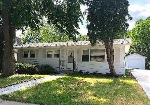 213 N 5th Ave - Photo 1 of 1